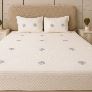 White cotton quilted bedcover with digital print
